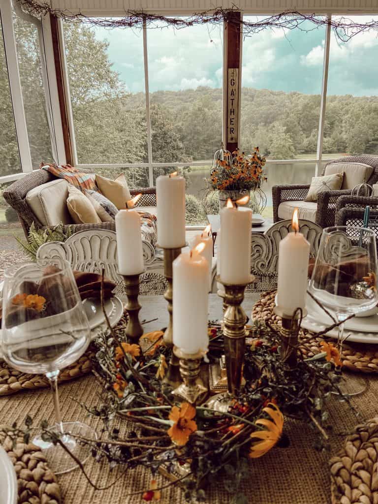 Blog Hop.  See unique and interesting ways to decorate your tables for late summer