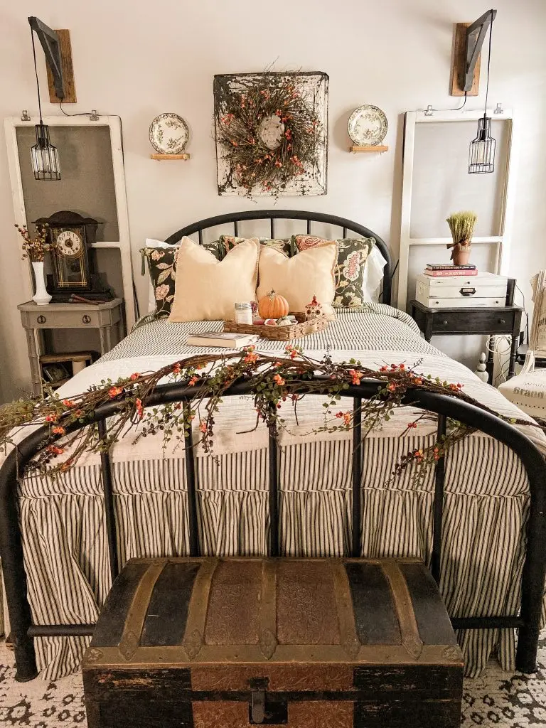 Guest Bedroom Refresh for Fall.  Shop my guest bedroom for sources.  