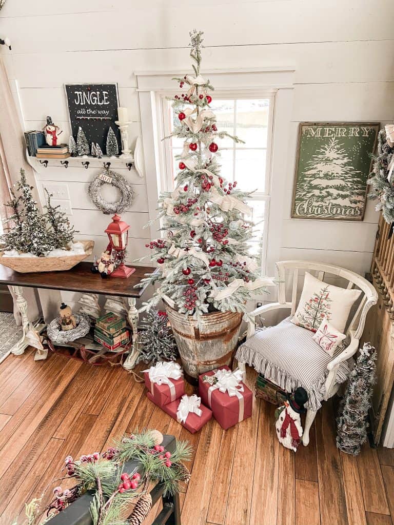 15 Inspired Christmas Tree Ideas- Farmhouse, Cottage -DIY Projects, Thrifted Decorations , vintage Christmas ideas  