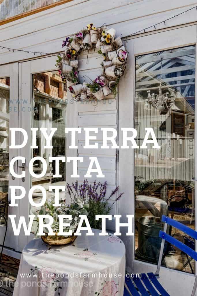 Easy DIY Spring wreath ideas with terra cotta pots for outdoor Spring decorations