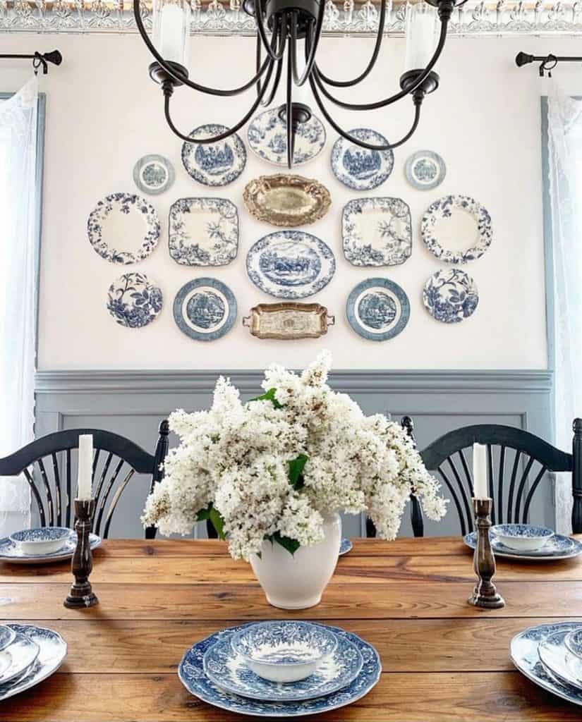 Blue and white dishes wall display. Vintage treasure and budget-friendly thrift store finds.
