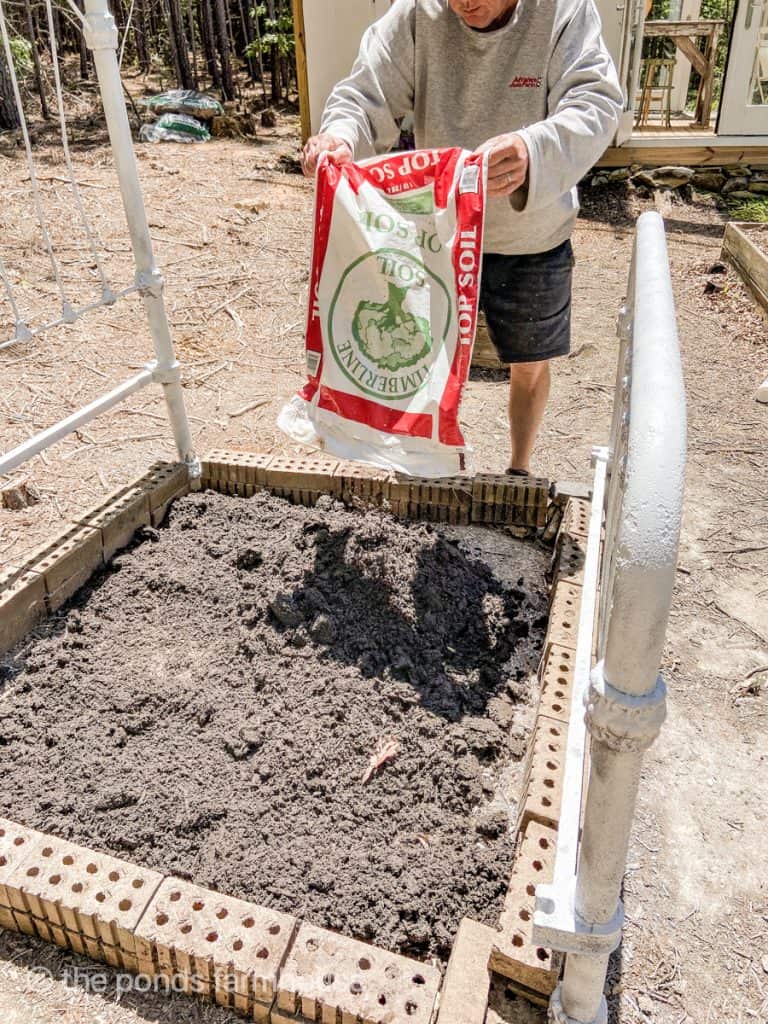 Fill with garden soil for inexpensive raised bed ideas