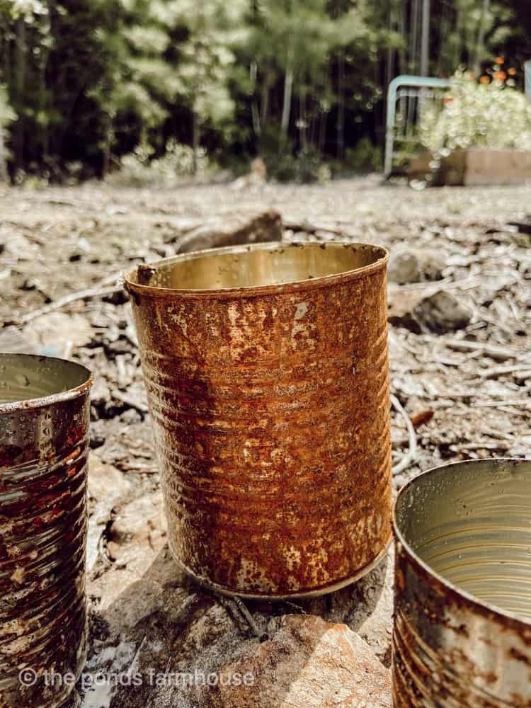 Learn how to rust tin cans faster for DIY Farmhouse Fall Decor tutorial and autumn craft ideas.  