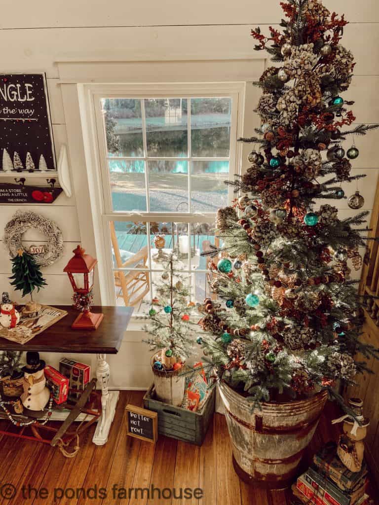 Vintage Inspired Christmas Tree in modern farmhouse