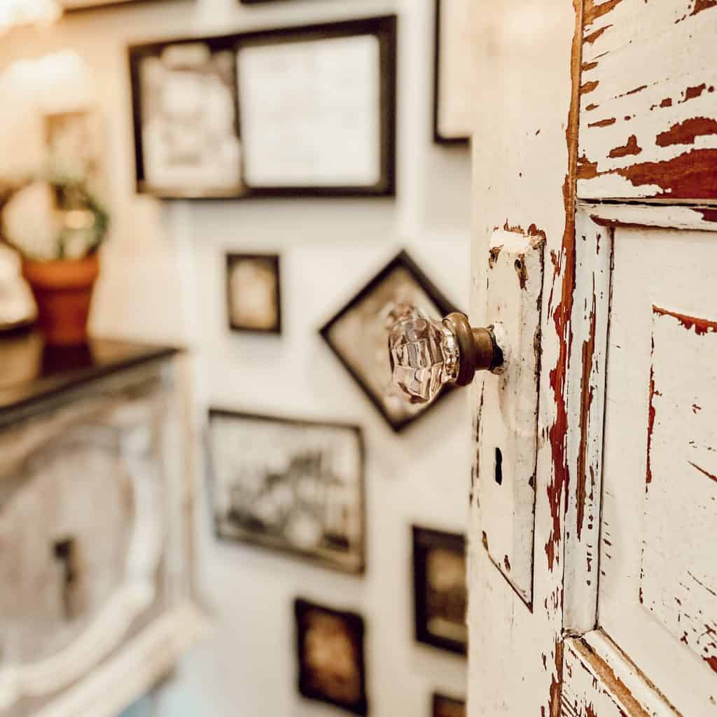 Glimpse of a gallery wall and tips on hanging art perfectly every time. 