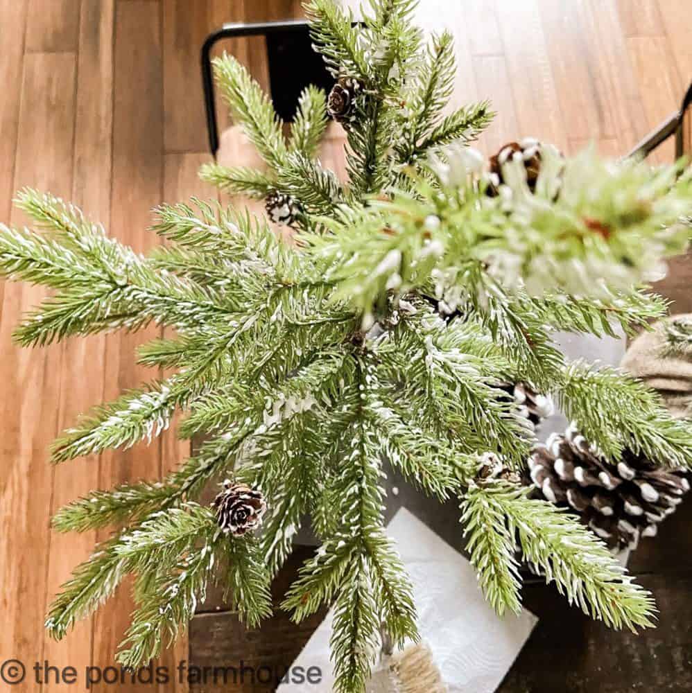 How To Add Fake Snow To Christmas Decor: In 2 No Mess Steps