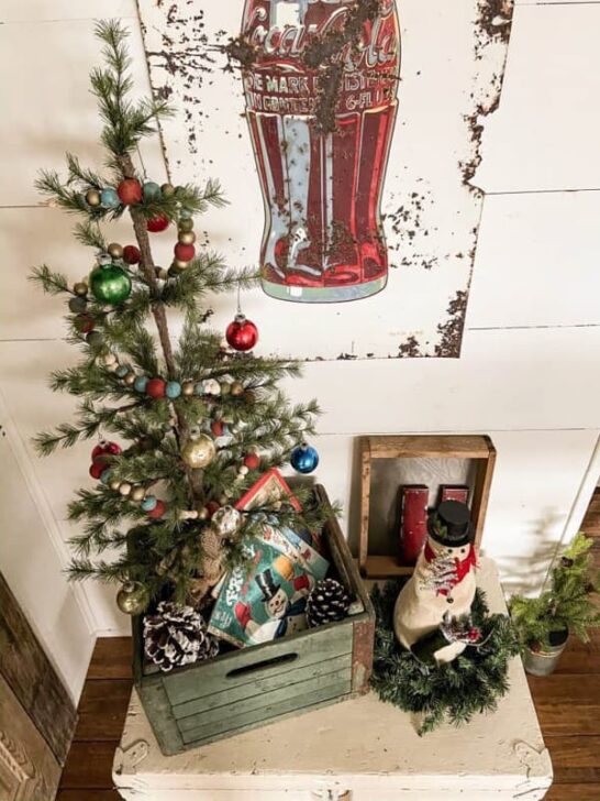 ️ Vintage Wood Crate Christmas Decor: Rustic Farmhouse Charm