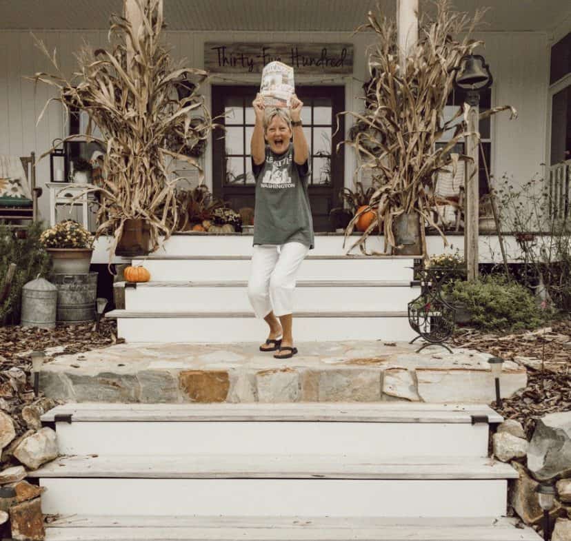 the Ponds Farmhouse was featured in Country Sampler Farmhouse Style Magazine Holiday 2019.  