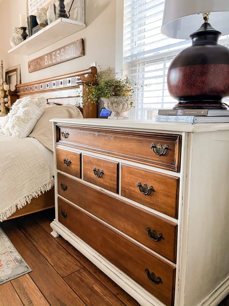 Easy Furniture Transformation with chalk paint on a flea market flip.