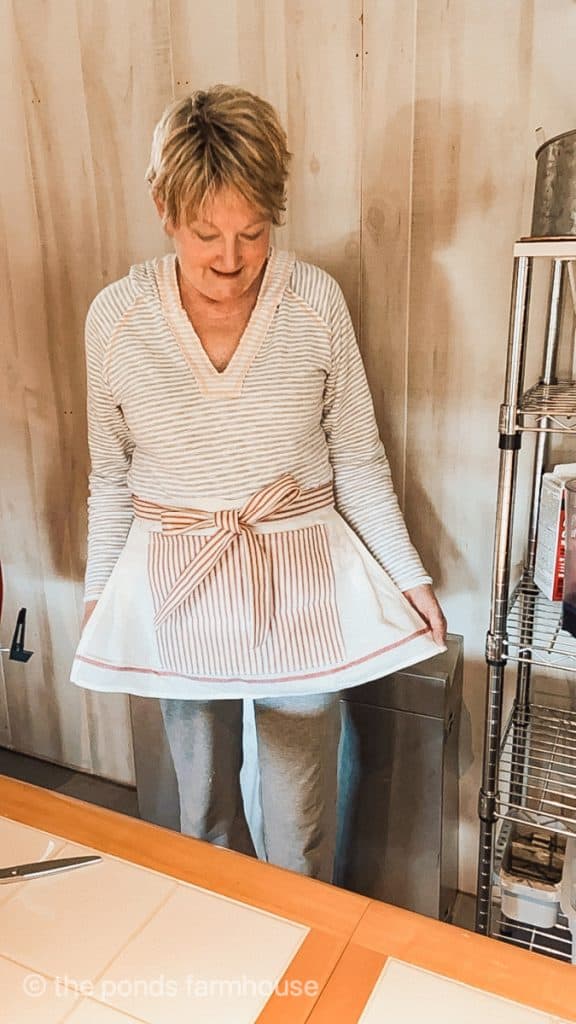 Cute DiY Garden Craft Apron made from recycled materials and tea towel