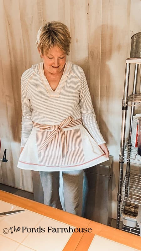 cute ticking & tea towel DIY apron for crafts