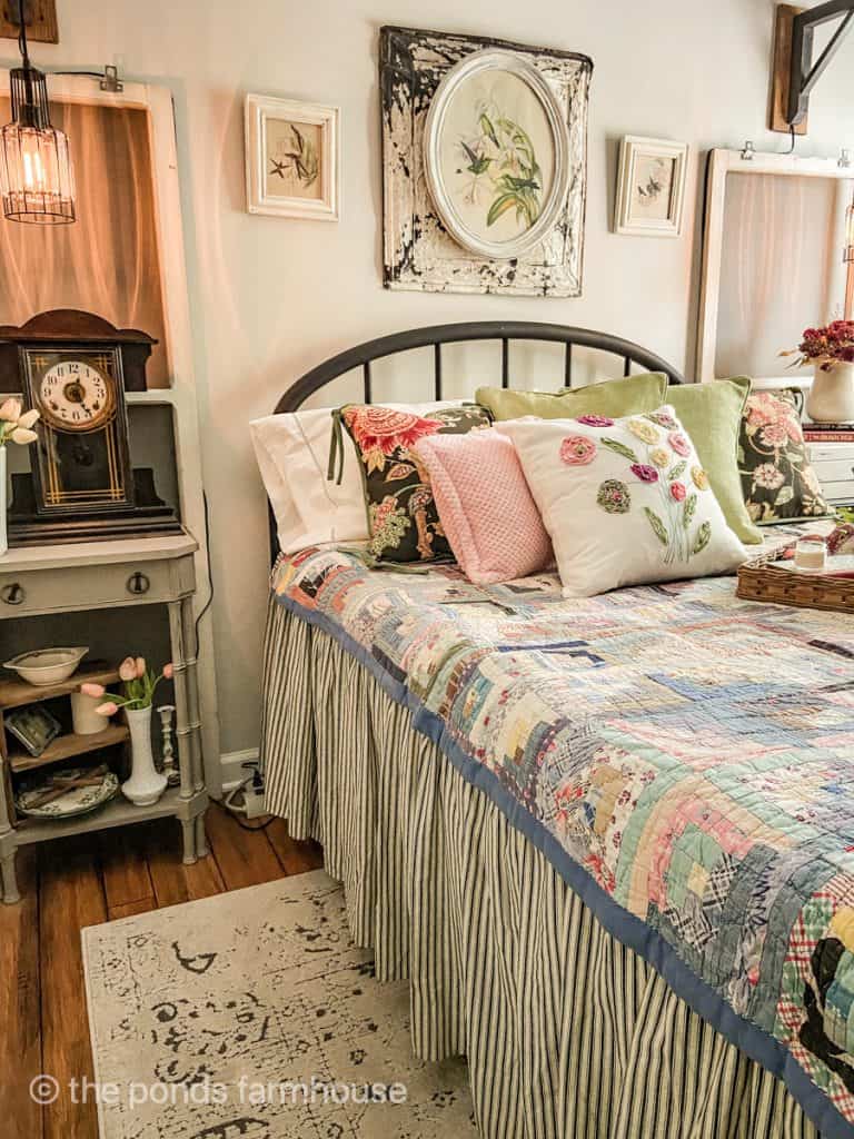 9 Antique & Vintage Bedroom Ideas For A Modern Farmhouse Style