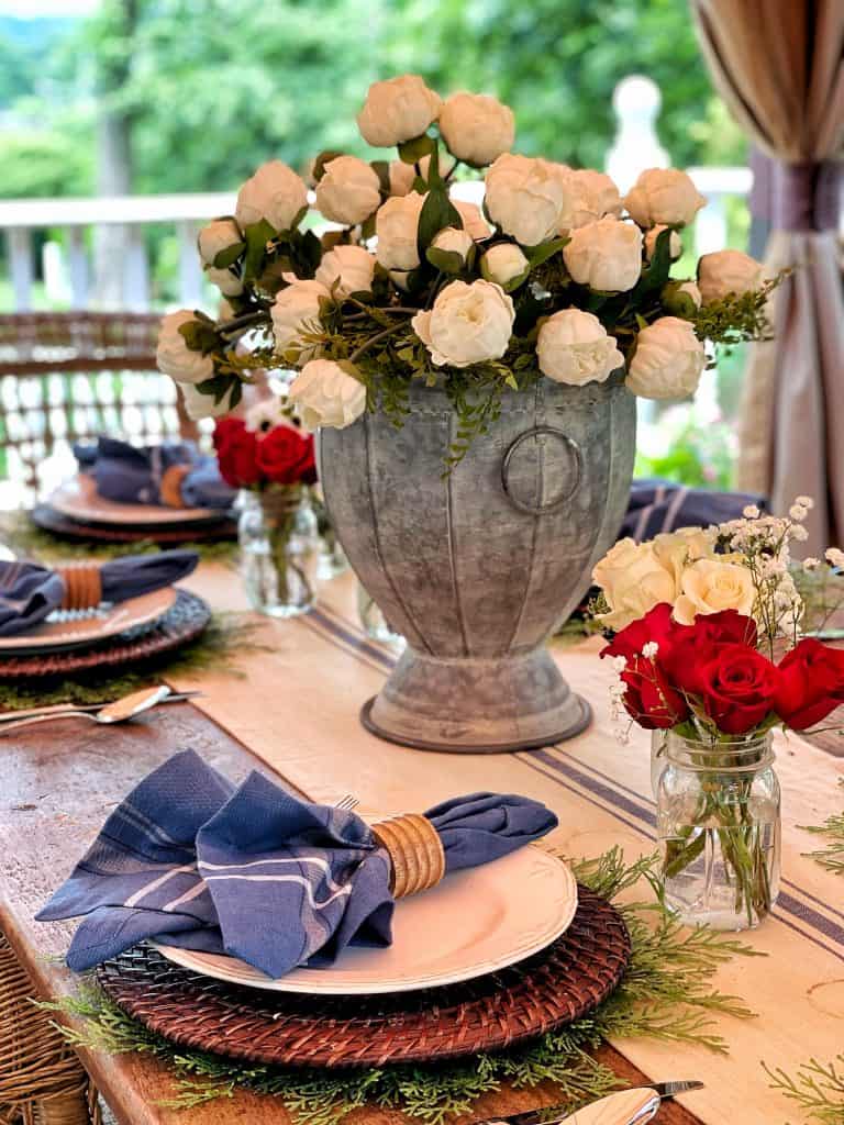 Stacy's Patriotic Tablescape on deck.  