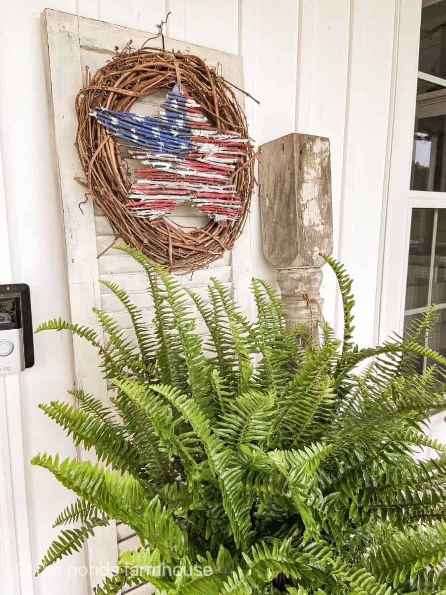 How To Make A Patriotic Wreath From Twigs