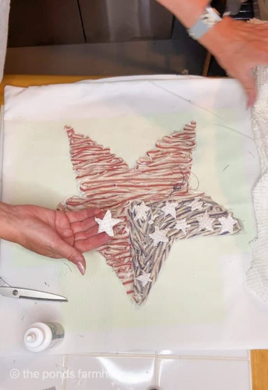 add stars to pillow cover with bedspread scrap fabric
