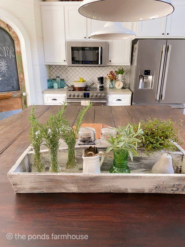 Use herbs to keep the house smelling fresh. Herbs that are fragrant and refreshing.