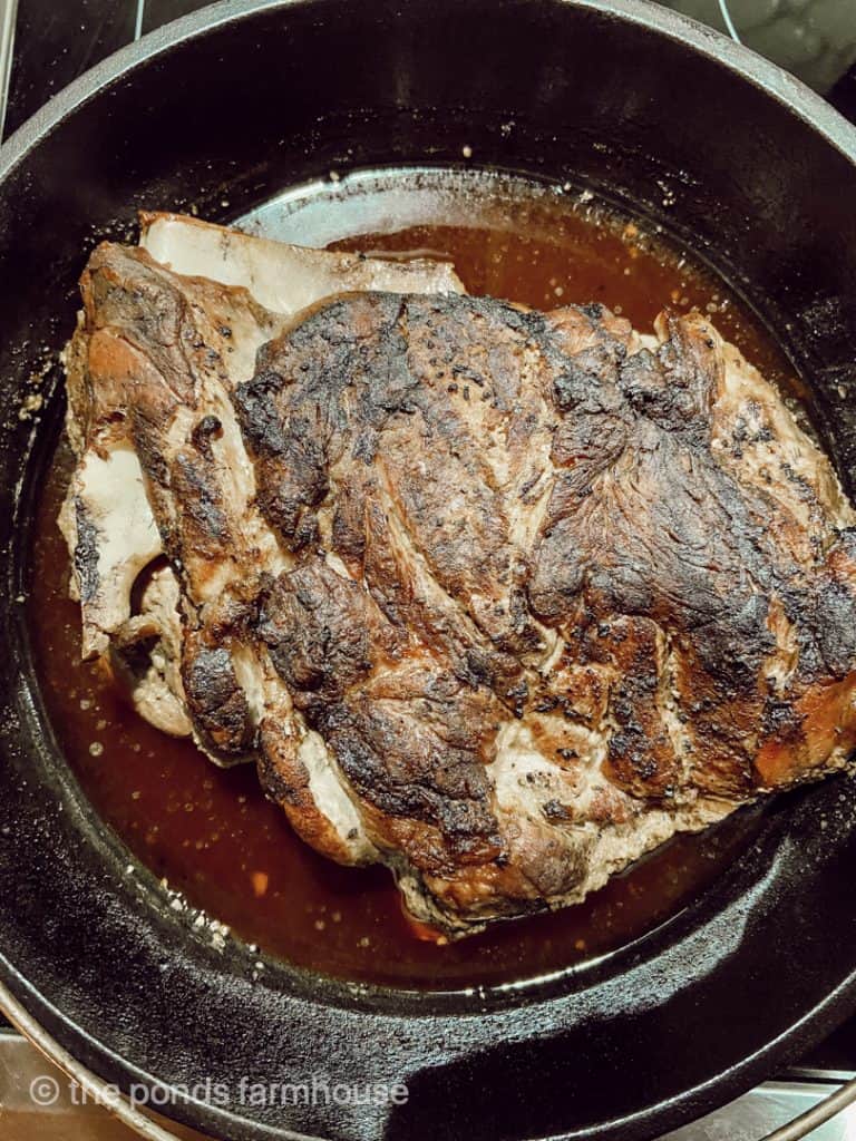 Cast Iron Dutch Oven Pulled Pork Recipe for delicious Bar-b-que