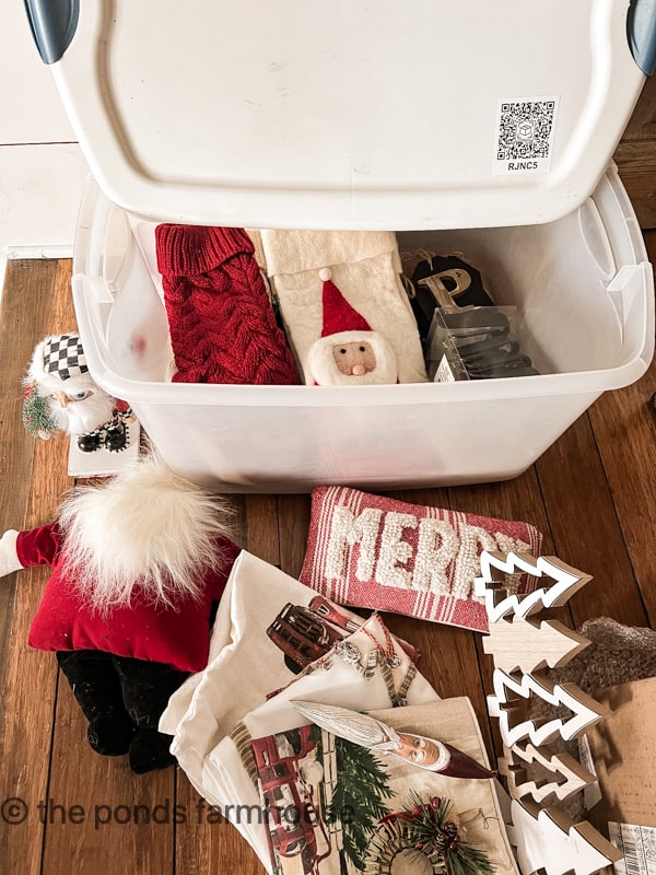 Photo of seasonal storage bin with tote scan label