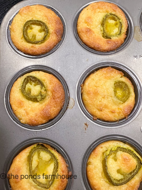 cornbread muffins with jalapeños 