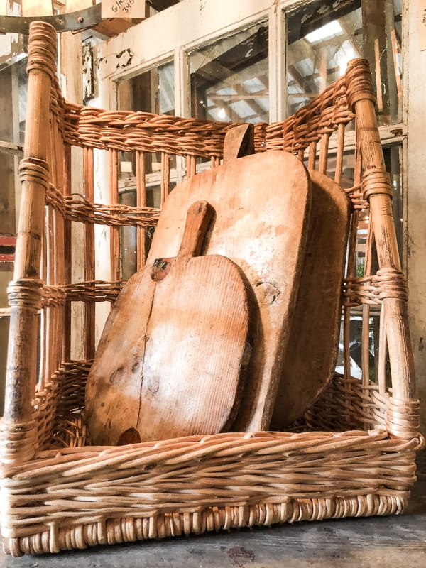 Baskets and breadboards are items to look for in thrift Stores this year. 