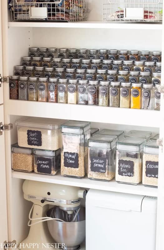 Pantry Organization Tips - Organizing tips for spices.