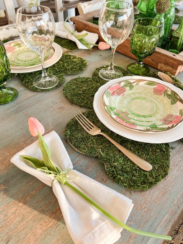 Lovely Pink and Green St. Patty’s Day Table Ideas