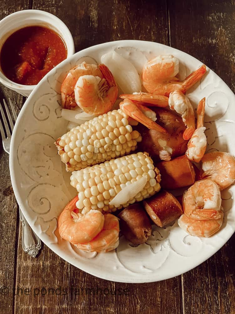 Recipe for Low Country Boil, Frogmore stew, shrimp boil. Outdoor cooking.