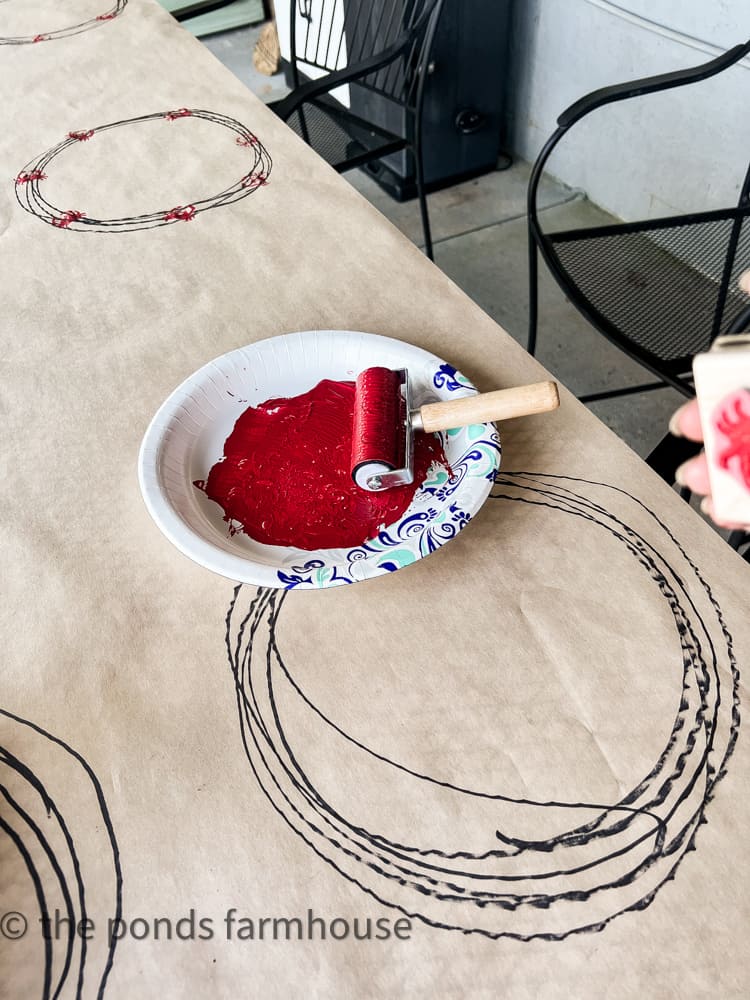 Create any design for your kraft paper tablecloths
