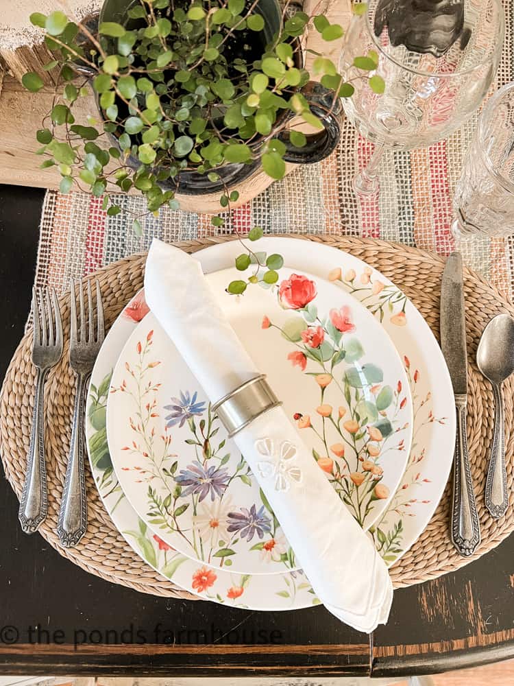 Simple Napkin Fold