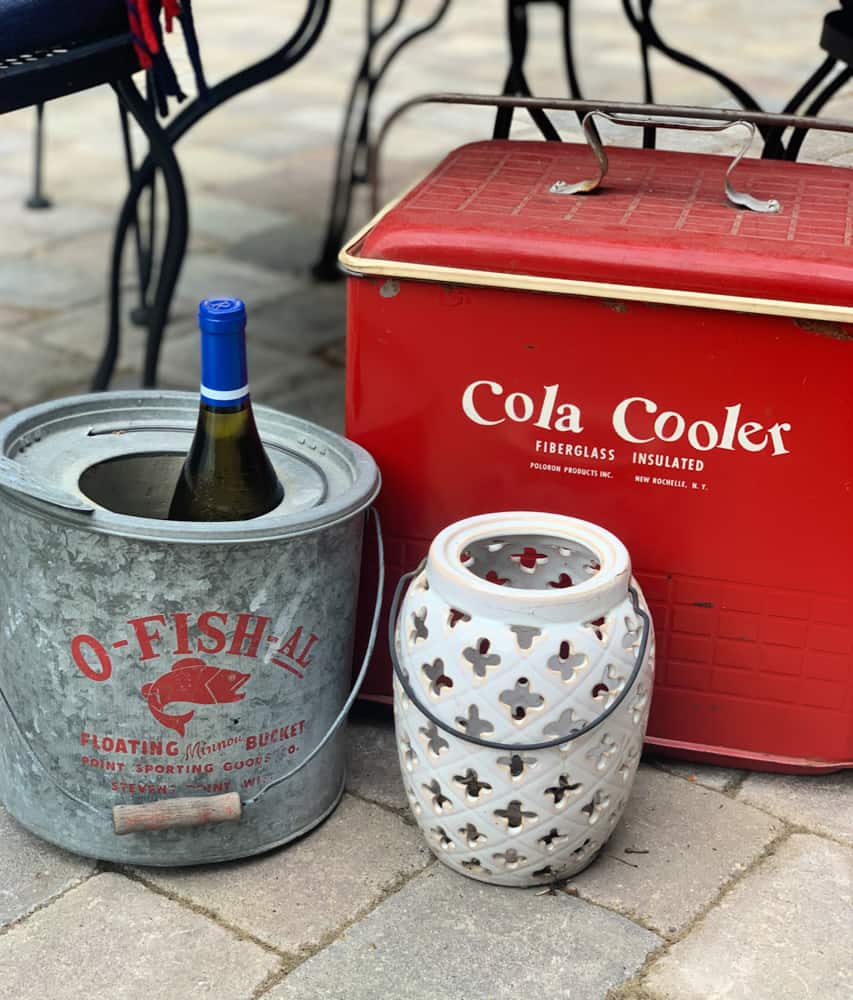 Antique coke cooler, fish well floating, antiques 