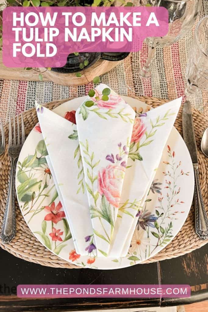 How to fold a dinner napkin. Beautiful folded napkin, beautiful place settings 