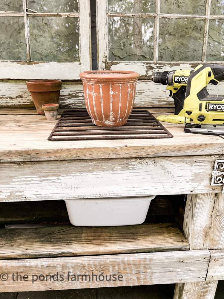 How to Make A Potting Bench More Efficient 