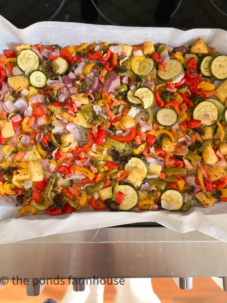 Oven Roasted Vegetables on Parchment Paper, healthy oven roasted vegetables 
