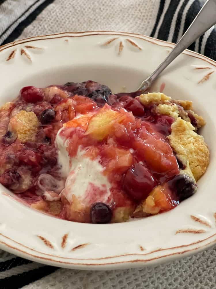 Dessert for Luau Pineapple Dump cake. Pineapple Desert