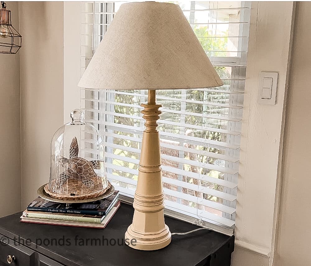 The Best Lamp Makeover Ideas to transform and repurpose lamps to save money.  Budge friendly lamp makeover. 
