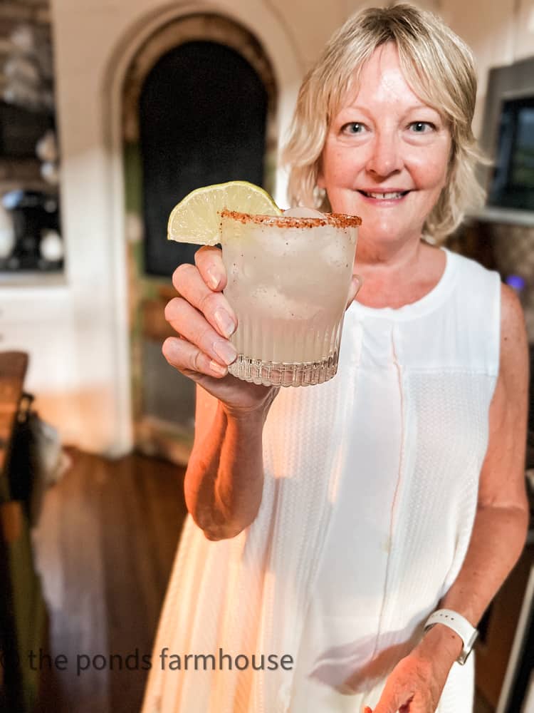 Cheers! Easy Ranch Water Recipe for low calorie cocktail party recipes.  Refreshing Cocktail for summer parties. 