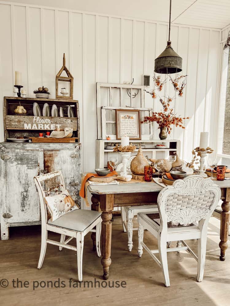 5 Rustic Dining Table Setting Ideas for Fall for Farmhouse Style.