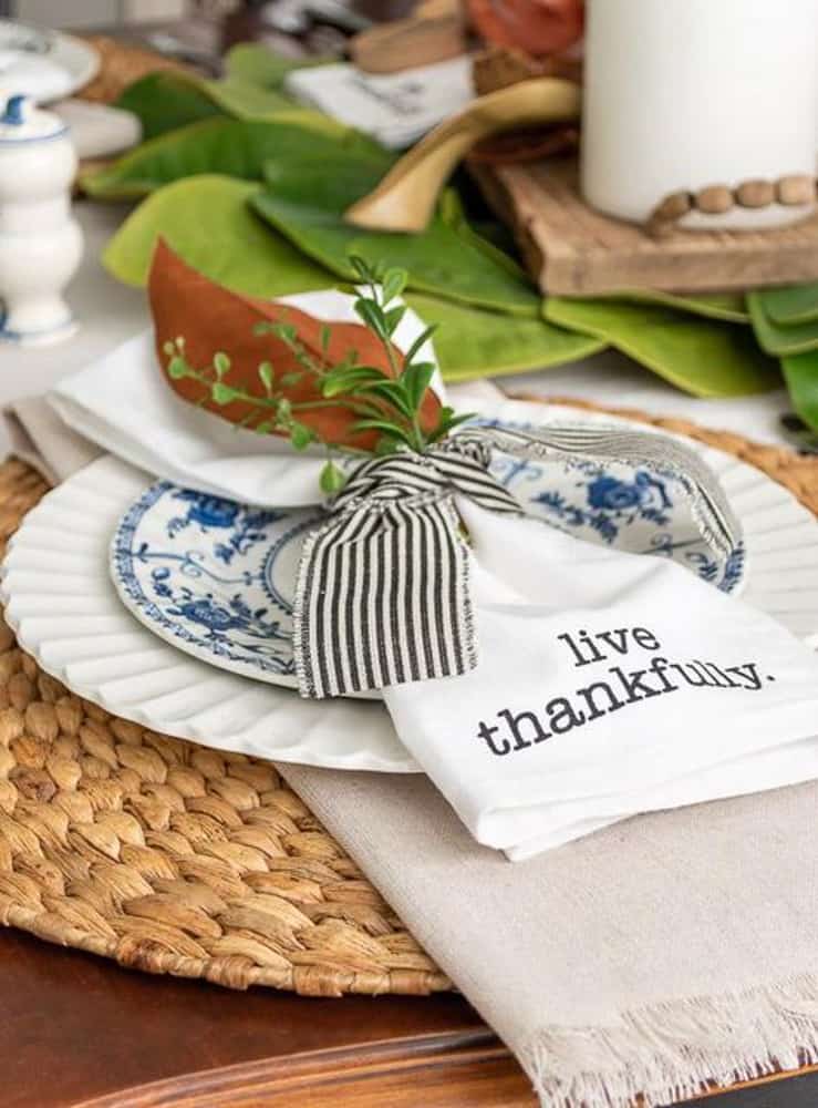 DIY and Vintage Thanksgiving Table Ideas