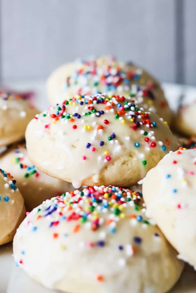 Nana's Italian Cookies Recipe perfect for Christmas and Holiday Entertaining