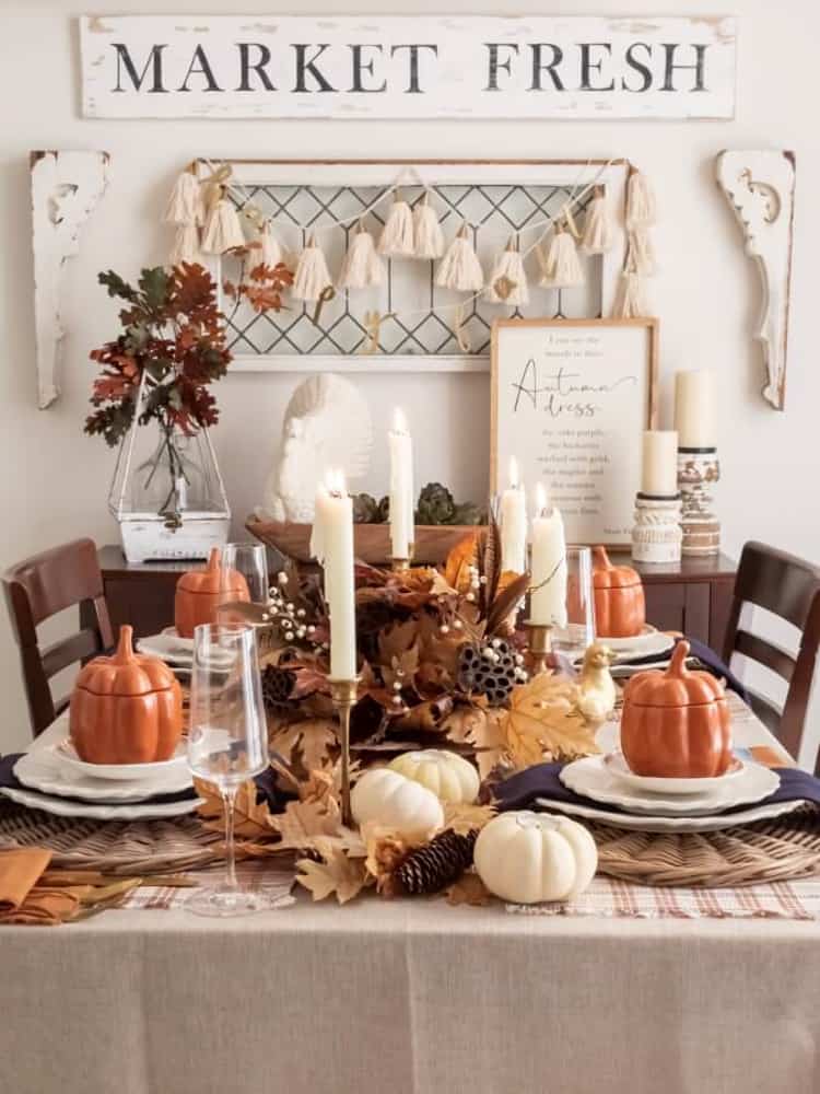 Neutral and rust tones for a Fall Table Setting 