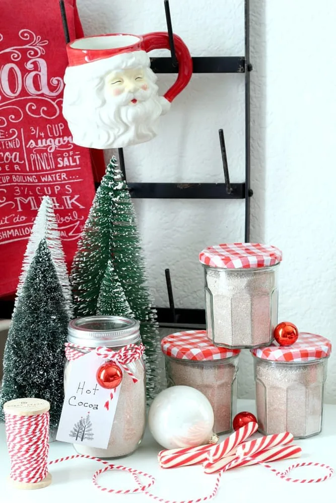 Homemade Hot Chocolate in a Jar and Gift Tags that are printable for great gift ideas.