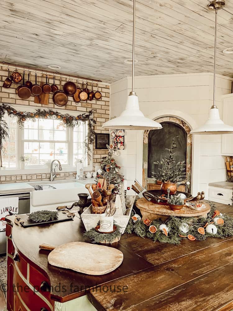 Christmas Kitchen and Farmhouse Kitchen Christmas Decorating Ideas on Home Tour.