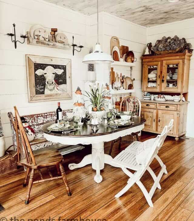 cropped-Dining-Table-for-Christmas-Farmhouse-Kitchen-Tour.jpg
