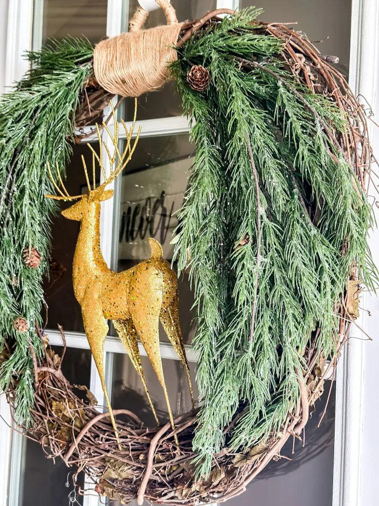 DIY Christmas Wreath that looks like an expensive version.  Easy Tutorial to make a holiday wreath for your front door Christmas Decor