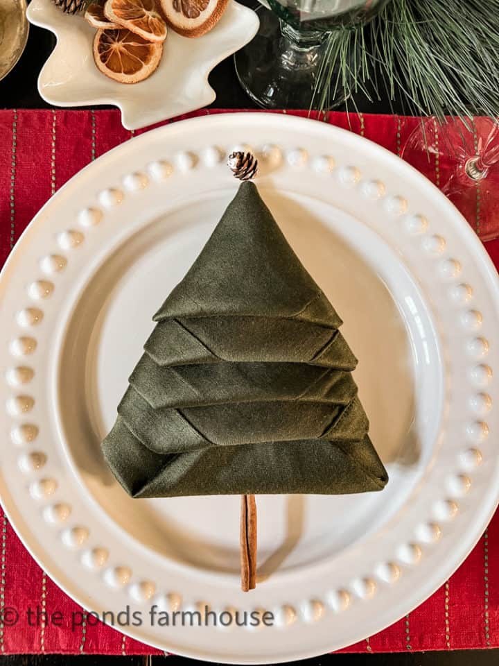 2 Christmas Tree Napkin Fold Tutorials Standing Classic Fold