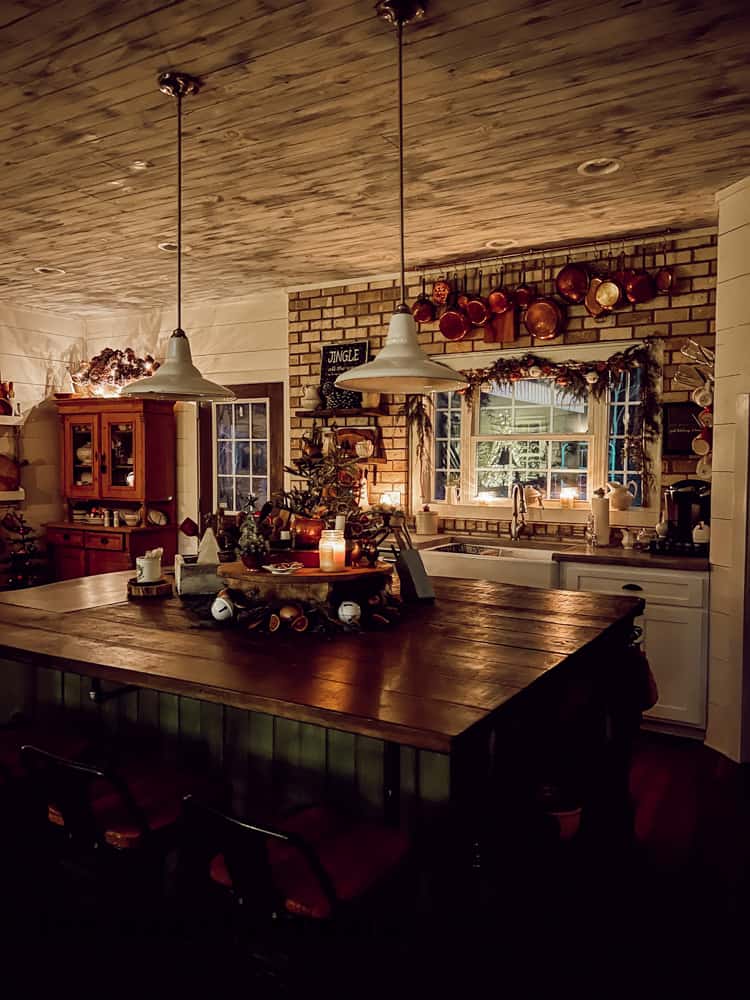 Industrial Farmhouse Christmas Candlelight Tour - Kitchen with vintage and thrift store finds 