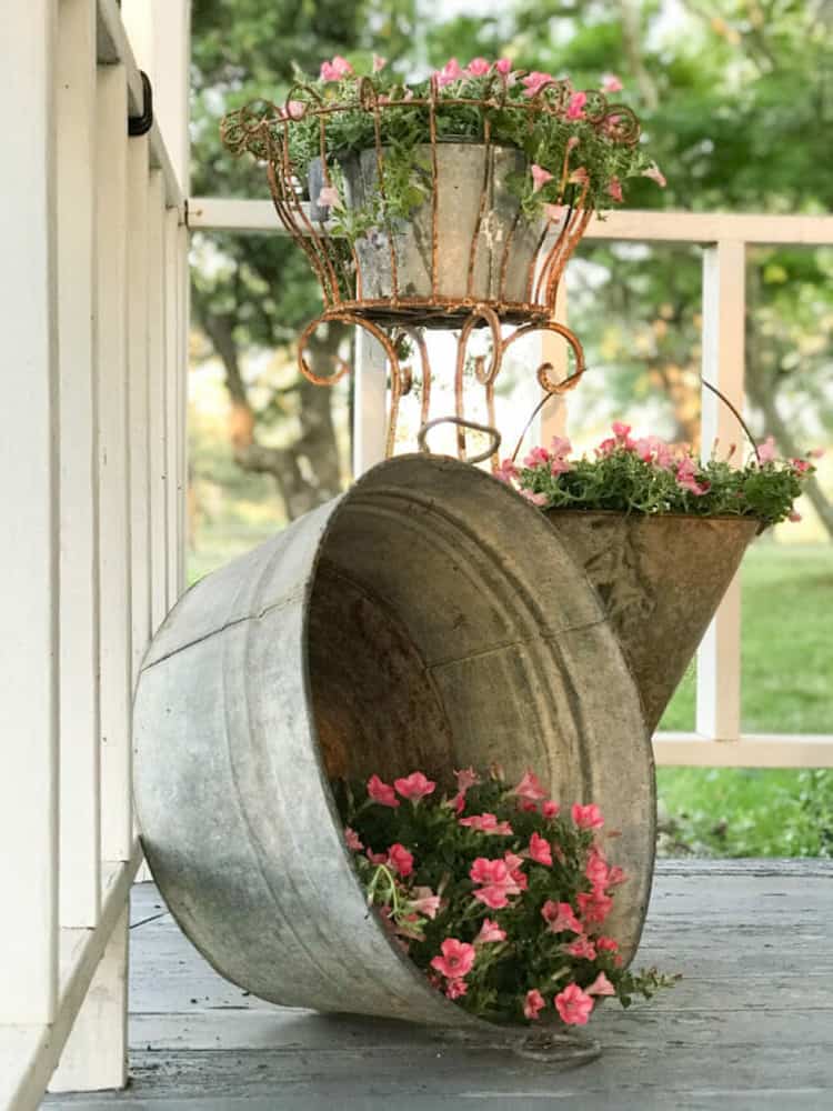 How To use vintage finds for Summer Decor.