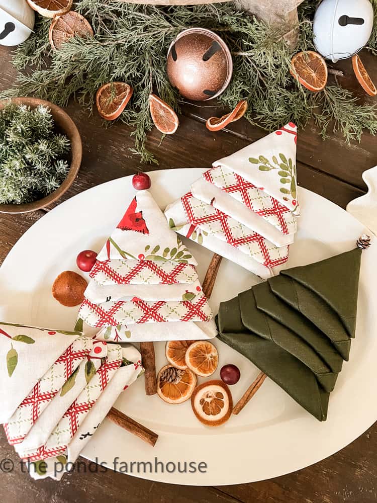 How to Make A Christmas Tree Napkin Fold Tutorial