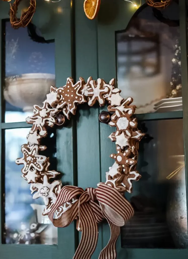 DIY Snowflake Wreath