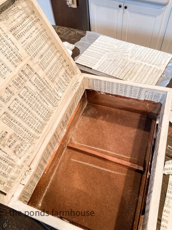 Inside of old repurposed silverware box